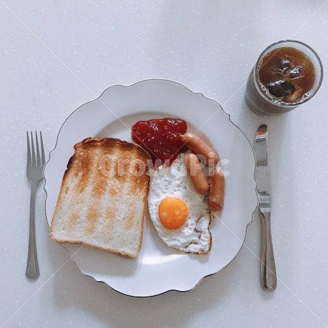 bread,아침식사,브런치,brunch,토스트,음식,식재료,요리,food,cook,meal,dishes,food reserves