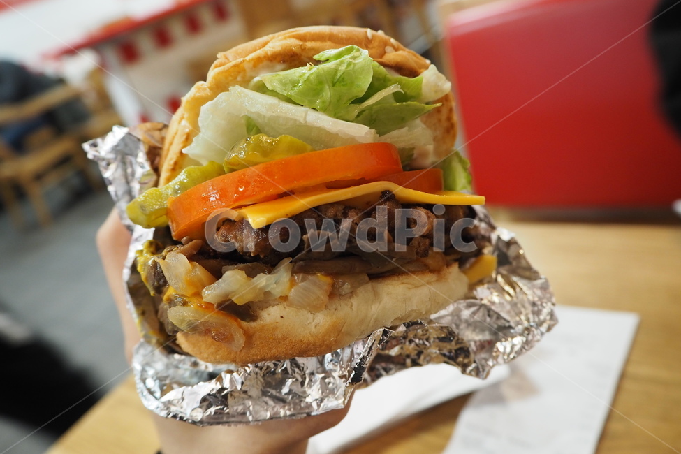 햄버거,양상추,빵,hamburger,치즈버거,음식,식재료,요리,food,cook,meal,dishes,food reserves,양식,서양음식,서양요리,western food,western dishes,western meal,western cook