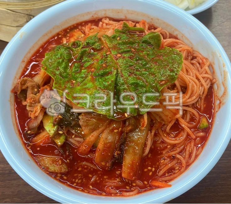 비빔면,비빔국수,국수,비빔,면,양념,면요리,면류,중면,야채,채소,먹방,식재료,음식,요리,식사,한식,한국음식,한국요리,noodle,food,meal,cook,dish,koreanfood