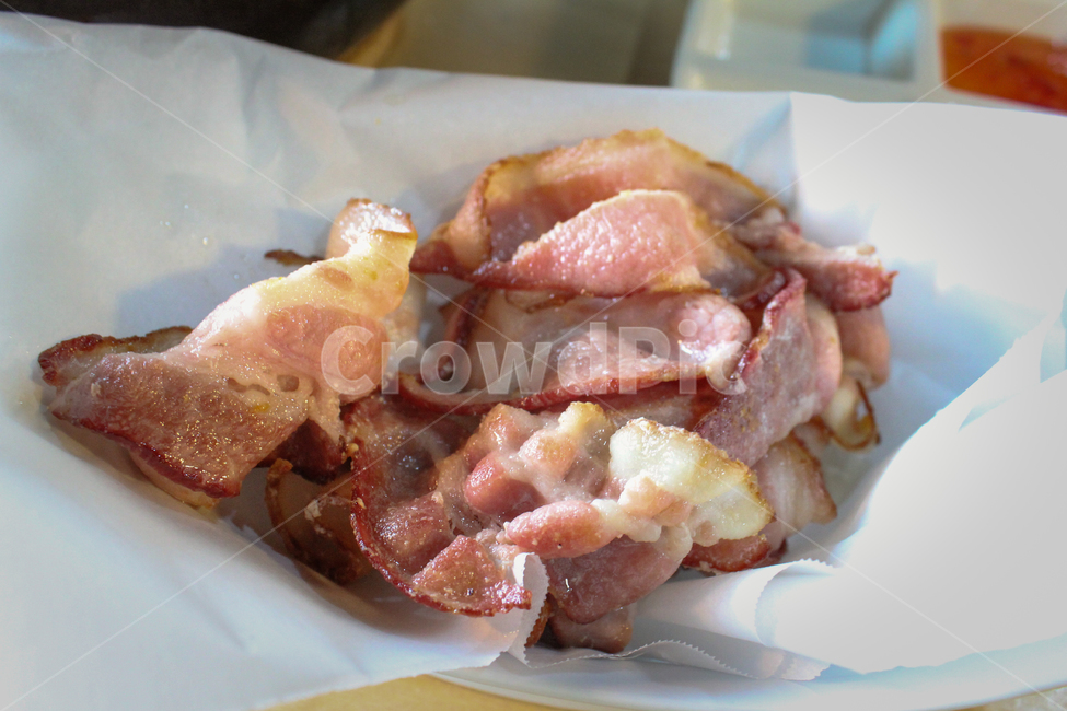 베이컨,음식,고기,돼지고기,신선,전통,접시,calories,meaty,yummy,streaky,breakfast,rashers,ethical,fattening,slice,unhealthy,greasy,strip,red,sliced,table,lunch,crisp,ham,fatty,salted,fried,crispy,smoked,salty,white,salt,fat,bacon,brown,closeup,cooked,cooking,delicious,dinner,dish,eat,food,fresh,healthy,meal,meat,plate,pork,tasty,traditional,서양,전통음식,음식,식재료,요리,food,cook,meal,dishes,food reserves,육류,고기,meat