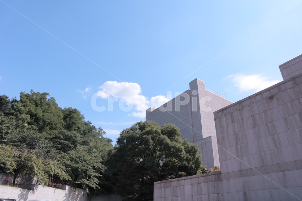 officebuilding,사무실건물,building,공연장,건물,하늘,구름,건축물,건물외관,exterior,building,structure,architecture,construction