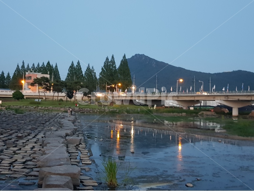 풍경,산,나무,강,징검다리,자연,풍경,nature,landscape,시골,마을,country,rural,town,road,도로