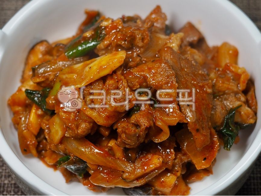 Pork dishes,Stirfried pork,Bulgogi,sidedish,vegetable,side dish,Gochujang Bulgogi,Korean food,cooking,spicy food,Pork Bulgogi,koreanfood,porkbulgogi,beefstirfry,Korean,food,bulgogi,porkdishes,roastpork,meat,spicyfood,gochujangbulgogi