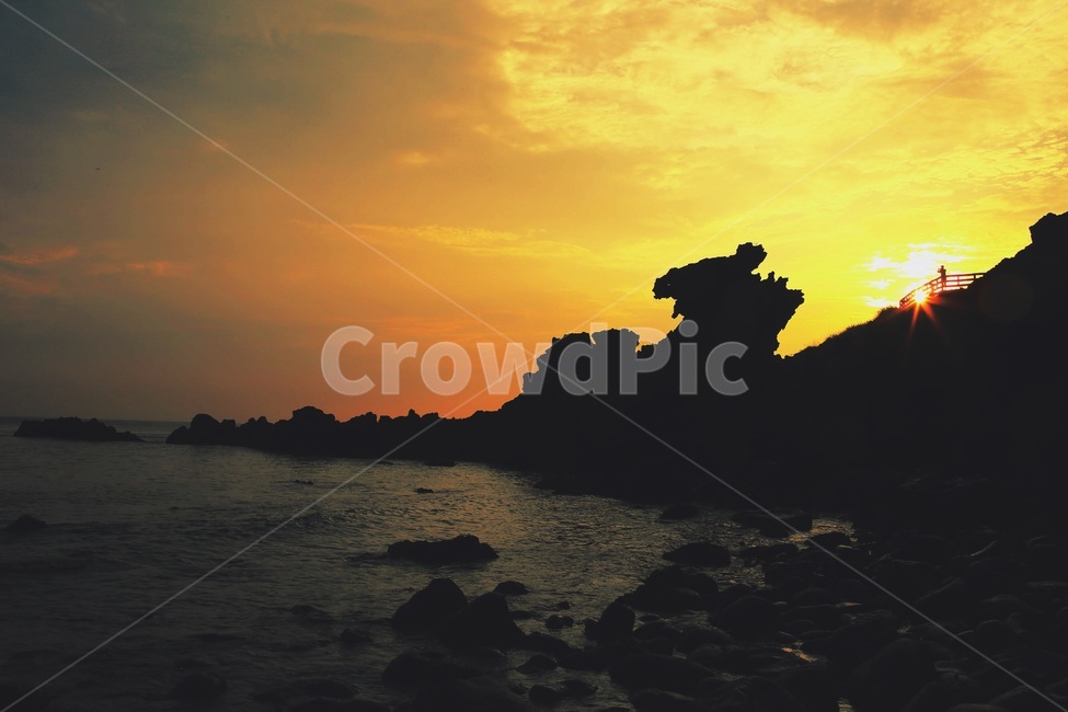 용두암,현무암,일출,일출보러온사람,황금일출
