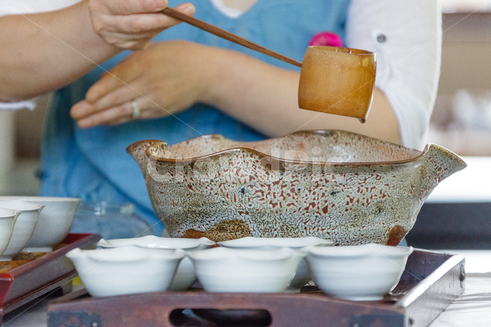 다도,차,예의범절,녹차,전통적인,한국전통,한국문화,korean traditional,korean culture,사람,인물,인간,human,person,신체일부,몸,body,음료수,drink,beverage