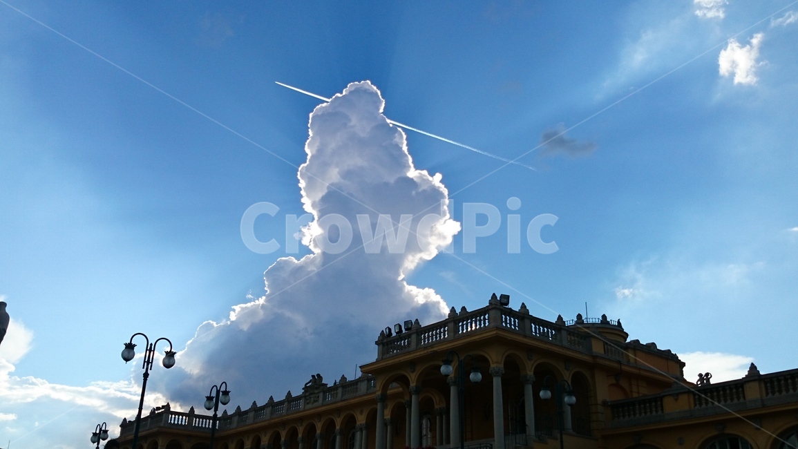 sky,blue sky,Hungary,Spa,airplain,hotspring,bluesky,hungary,cloud,Budapest,light,airplane,budapest