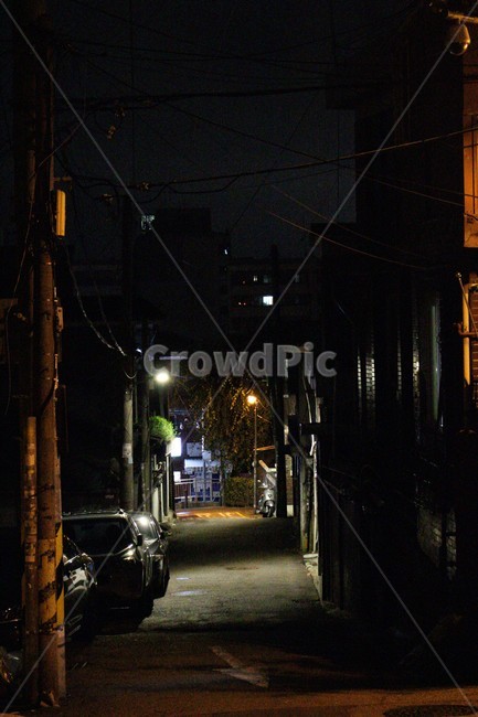 야경,골목,밤,저녁,필름,이태원,감성,야경,밤,풍경,nightscape,night,landscape,골목길,alley,vehicle,차량,automobile,자동차,car,차,transportation,교통