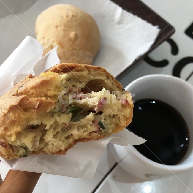 베이커리,빵,커피,breakfast,아침,식사,야채,옥수수,길거리,음식,국민,간식,bakery,coffee,corn,vegetable,bread,street,food,national,snack,latin