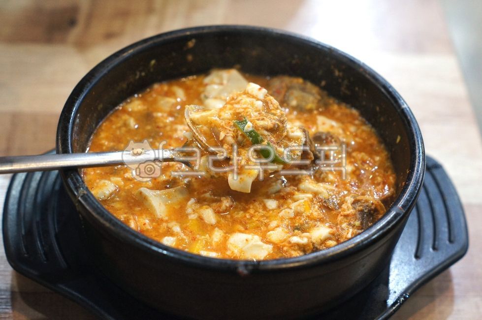 순두부찌개,찌개,softtofustew,スンドゥブチゲ,koreancuisine,sundubujjigae,spicystew