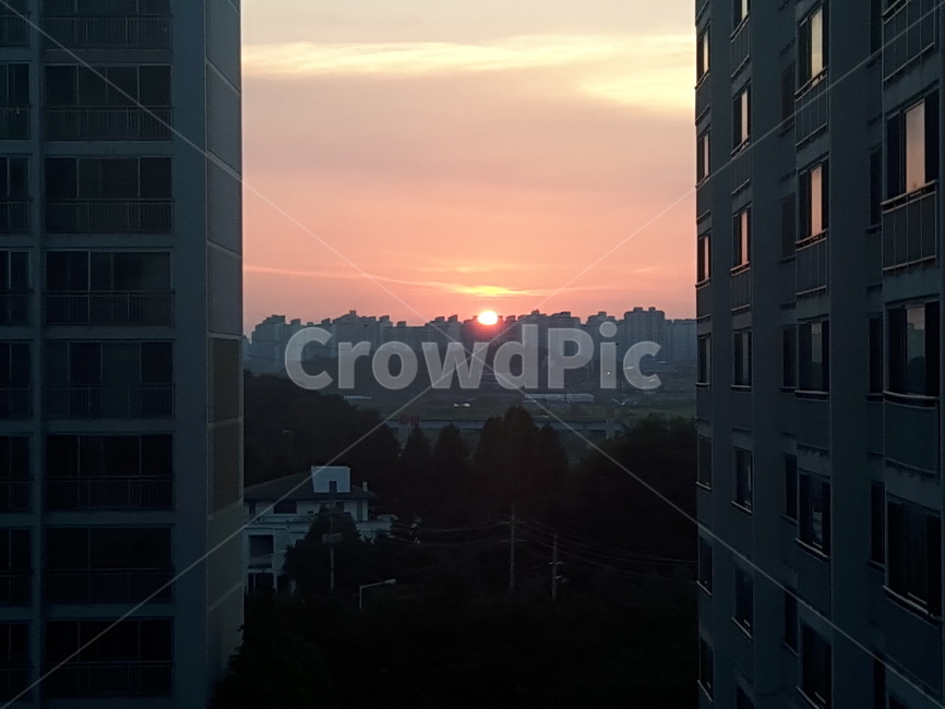 노을,태양,붉은하늘,석양,오후,sunset,sun,redsky,afternoon,도시,풍경,city,landscape,한국도시풍경,한국도시경관,korea cityscape,nature,자연,outdoors,옥외
