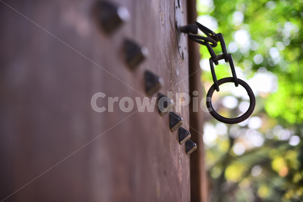 한국전통,전통문화,문고리,금속,출입문,대문,장식물,데코레이션,고궁,배경,빈티지,vintage,koreantraditional,전통,건축물,전통패턴,텍스쳐,목조,올드,old,오래된,korean,ancientpalace,서울