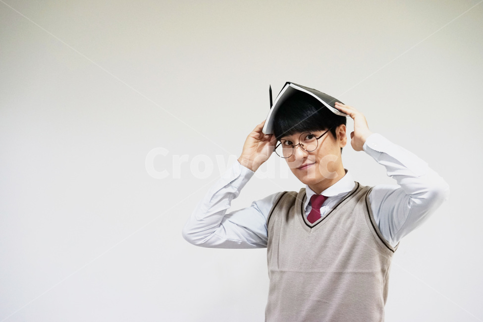 수능,교육,학생,교복,시험,강의,수업,고등학생,고3,남고생,남자고등학생,남고,수능시험,기말고사,중간고사,모의고사,exam,quiz,test,학업,공부,남자,남학생,사람,인물,인간,human,person,얼굴표정,facialexpression,face,남성,man,male,학교,education,learning,study,schoo,사람,인물,인간,human,person,얼굴표정,facial expression,face,남성,남자,man,male,감정표현,기분,feeling,emotion,교육,학교,공부,education,learning,study,school