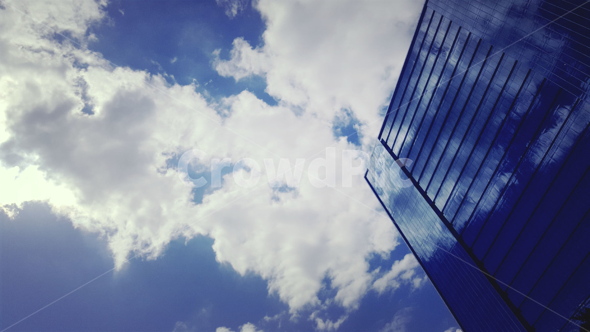 reflection,banister,난간,officebuilding,사무실건물,building,건물,하늘,푸른하늘,sky,반영,옥외,파란하늘,구름,cloud