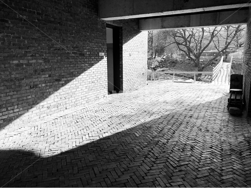 흑백,그림자,햇빛,빛,강릉,강원도,흑백,모노톤,monochrome,black and white,건축물,건물외관,exterior,building,structure,architecture,construction