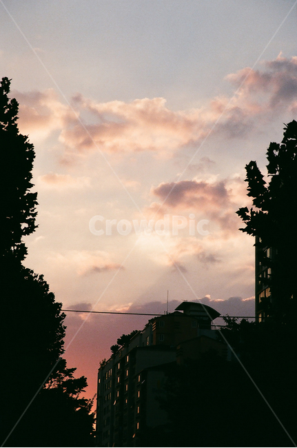 하늘,구름,노을,감성,cloud,sky,sunset,도시,풍경,city,landscape,한국도시풍경,한국도시경관,korea cityscape,감성,sensible,feeling,색깔,색상,색채,색감,color sense,color sensitivity,feeling of color,silhouette,실루엣