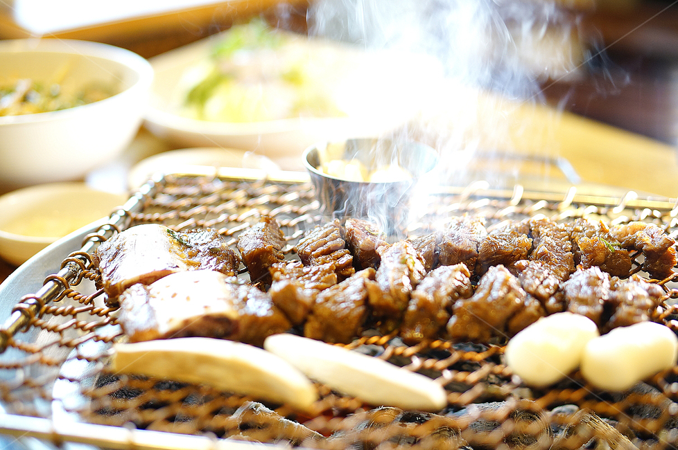 돼지갈비,숯불갈비,화로구이,직화구이,고기집,고깃집,음식,식재료,요리,food,cook,meal,dishes,food reserves,육류,고기,meat