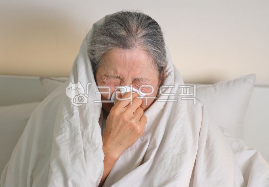 cold,cough,runny nose,cold,flu,influenza,virus,symptoms,symptoms,corona