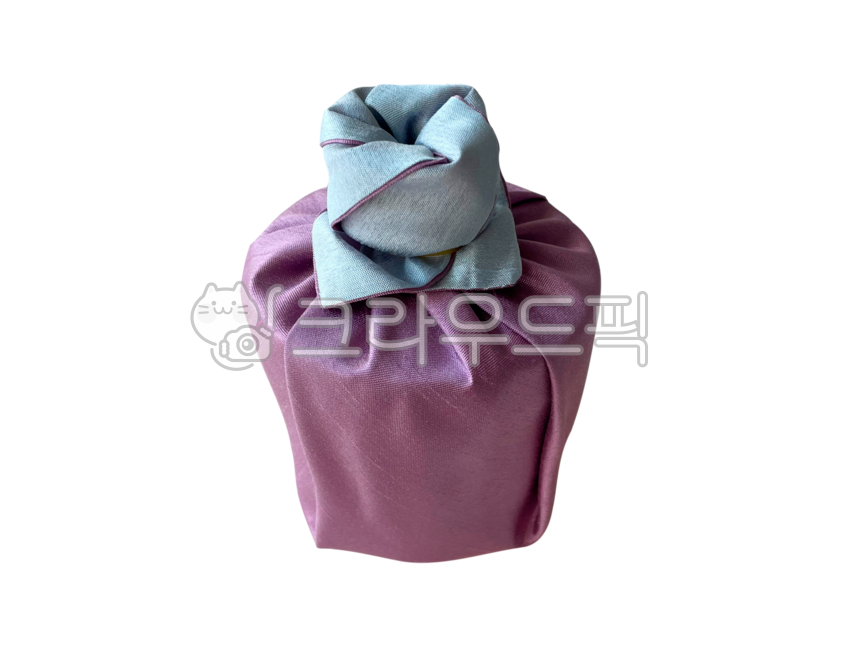 gift,Traditional packaging,holidaygift,Lunar New Year gift,wrapper,Thanksgiving,koreantraditionalpackaging,wrapping cloth,paperwrapping,koreanholiday,traditionalpackagin,holiday gift,koreanholidaygift,Chuseok,new year,cloth