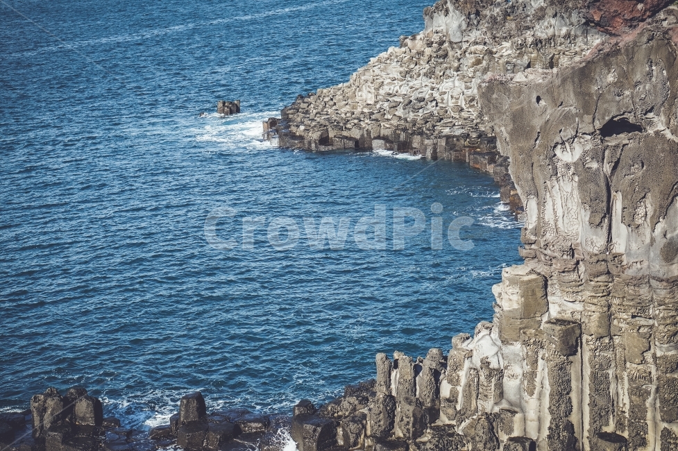 제주도,중문,주상절리,풍경,landscape,바다,제주,절벽,자연,풍경,nature,landscape,한국자연풍경,한국자연경관,korea nature landscape,제주도,jeju,jeju island,outdoors,옥외,cliff,낭떠러지,promontory,곶