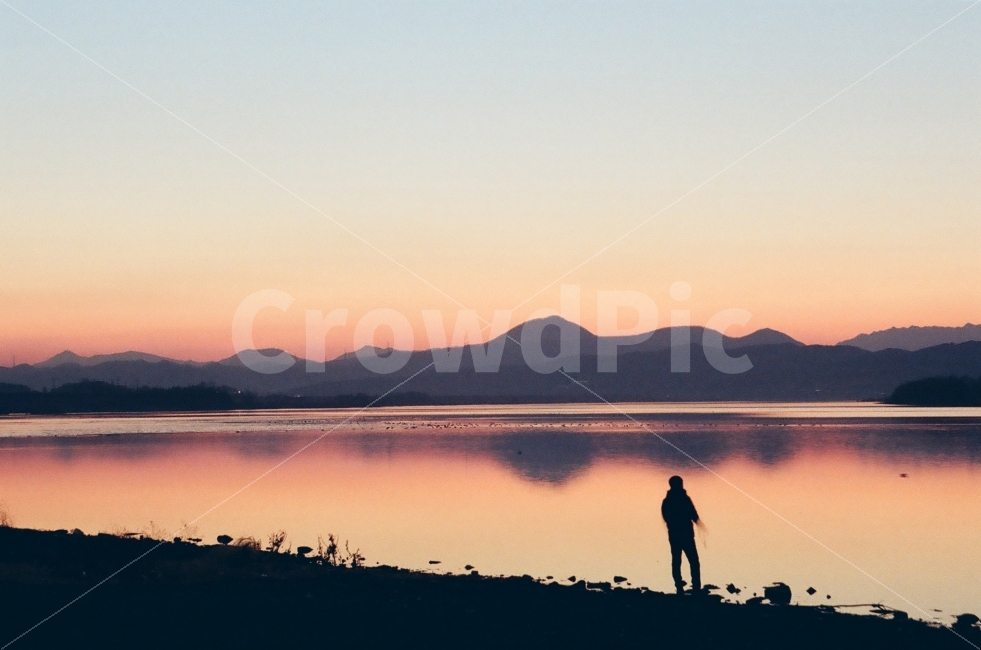 낚시공,노을,석양,필름사진,낙동강,자연,풍경,nature,landscape,사람,인물,인간,human,person,감성,sensible,feeling,water,물,outdoors,옥외