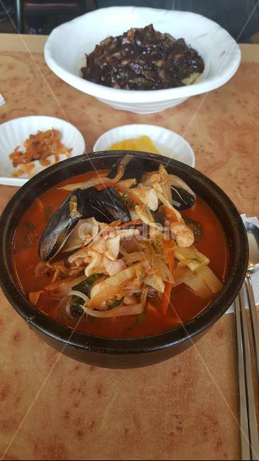 짬뽕,짜장면,짬짜면,중국집메뉴,중국집,점심메뉴,해물짬뽕,음식,식재료,요리,food,cook,meal,dishes,food reserves,중식,중국음식,중화요리,chinese food,chinese dishes,chinese meal,chinese cook