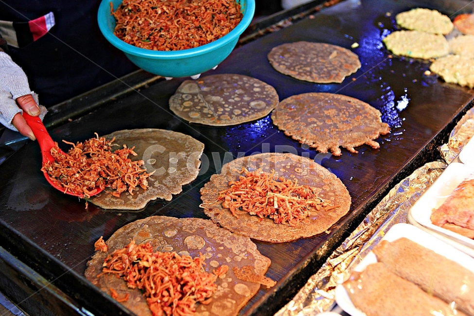 메밀전병,전,부침개,먹거리,음식,자연,배경,음식,식재료,요리,food,cook,meal,dishes,food reserves,한식,한국음식,한국요리,korean food,korean dishes,korean meal,korean cook