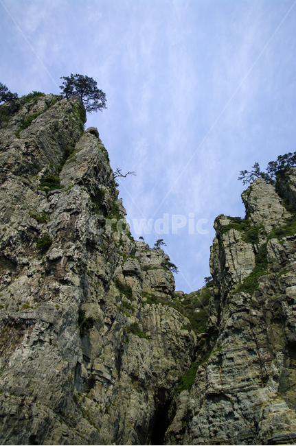 암석,바위,하늘,구름,나무,자연,풍경,nature,landscape,cliff,낭떠러지,outdoors,옥외