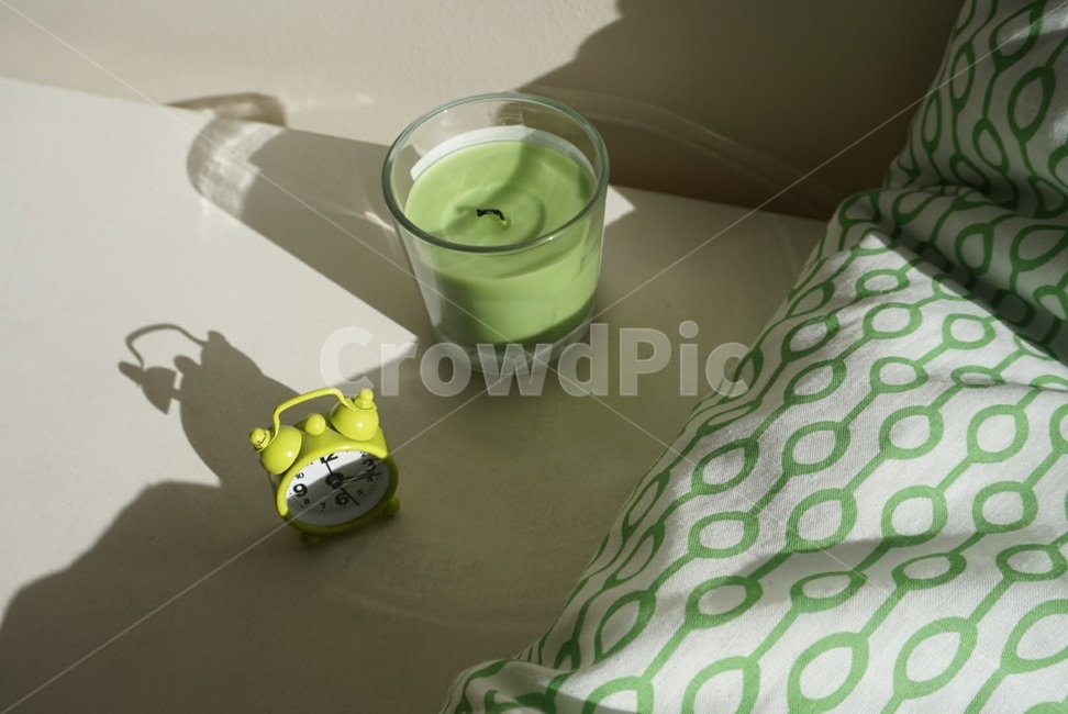 morning,아침,alarmclock,green,yellowgreen,햇살