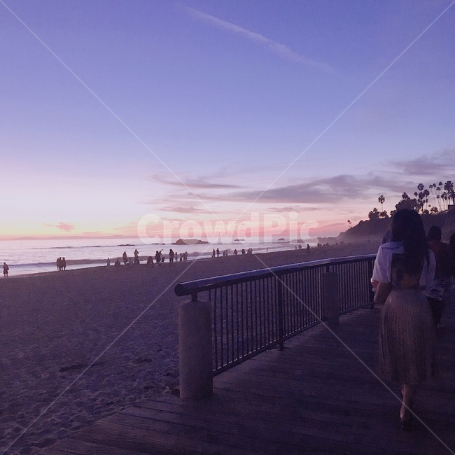 해변가,여자,뒷모습,바닷가,휴양지,beach,travel,trip,vacation,female,woman,model,girl,모래사장,일몰,저녁,sunset,海边,晚上