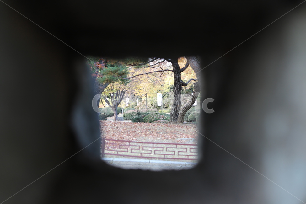구멍,네모난창,hole,진주성벽,진주성구멍,frame,wall