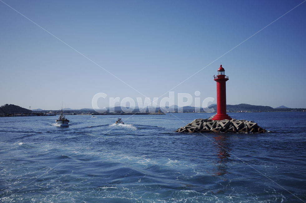 파란,푸른,파란바다,바다,sea,물결,물,water,자연,blue,lighthouse,red,등대,건축물,등대,lighthouse