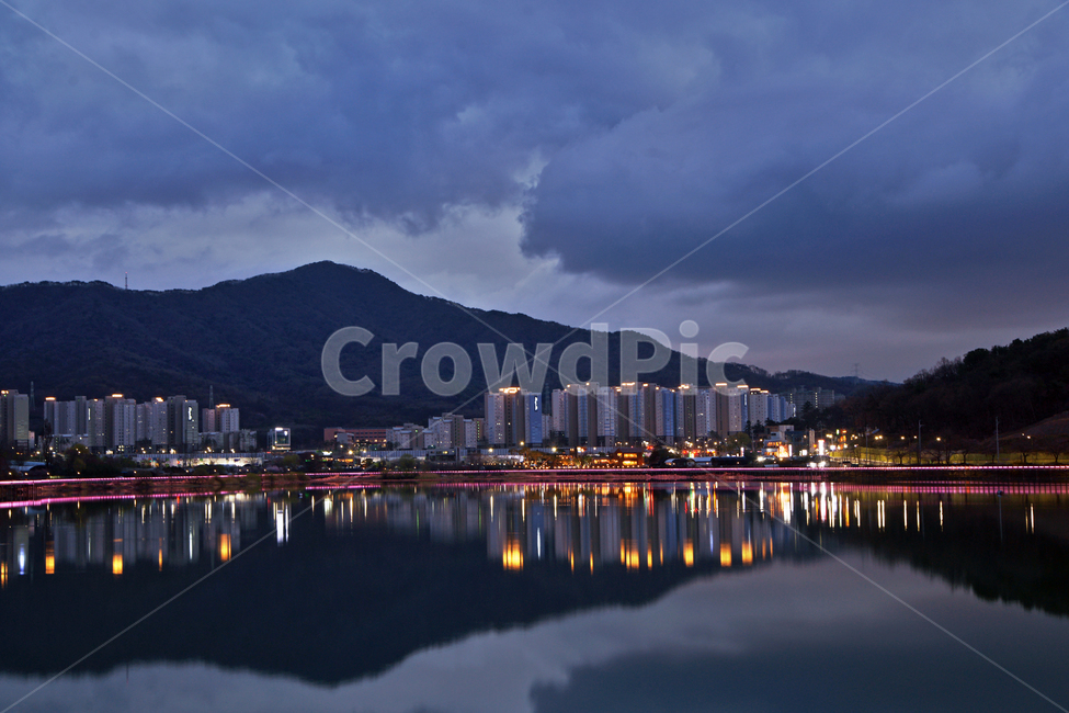 백운호수,탐방로,호수,야경,구름,조명,반영,백운산,아파트,야경,밤,풍경,nightscape,night,landscape,도시,city,한국도시풍경,한국도시경관,korea cityscape,water,물,nature,자연,outdoors,옥외,weather,날씨