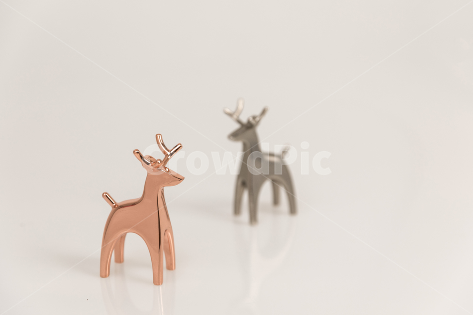 상징,심리학,생활,커플,사슴,동상,골드,실버,함께,사랑,노루,금속,럭셔리,동물,뿔,반사,빤짝,광채,gold,jewelry,사물,물건,오브젝트,thing,object,matter