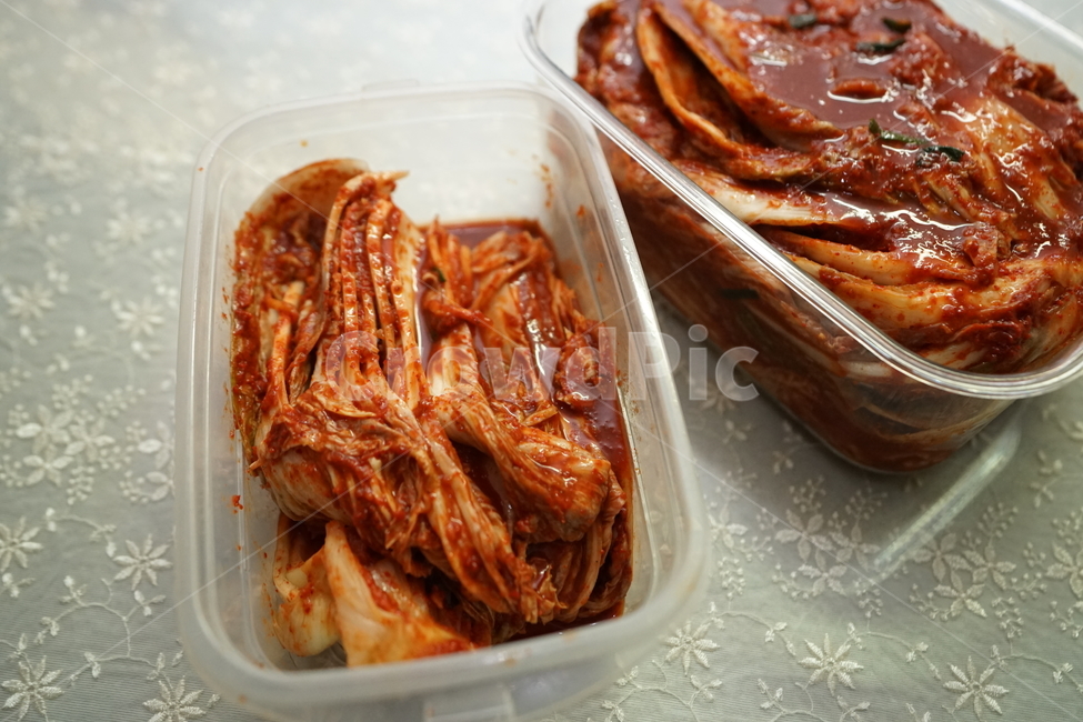 김치,한식,한국음식,한국,전통,집밥,반찬,고춧가루,매운맛,고추,빨강,red,식사,음식,식재료,요리,food,cook,meal,dishes,food reserves,한식,한국음식,한국요리,korean food,korean dishes,korean meal,korean cook