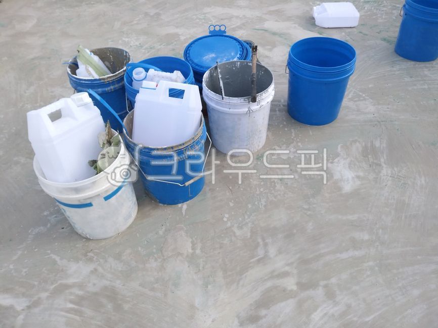 bucket,container,construction work,Waterproof,plastic bin,construction,waterproofing work,Paint,rooftop,interior