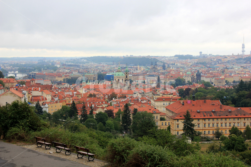 동유럽,체코,프라하,도시,도시풍경,도심전경,빨간지붕,prague,야외벤치,도시,풍경,city,landscape,해외,외국,세계,foreign,oversea,world,세계도시풍경,해외도시풍경,외국도시풍경,world cityscape,outdoors,옥외,경치,nature,자연,scenery,furniture,가구,bench,벤치