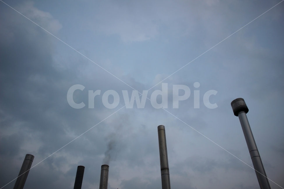 sky,chimney,color,countryside,smoke,winter,fireplace