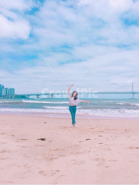 바다,자유,발레,춤,인생,해변,바다,beach,sea,사람,인물,인간,human,person,여성,여자,woman,female,lady