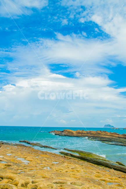 nature,자연,promontory,곶,outdoors,옥외,대만,해변,바다,sea,대만바다,여름,하늘,구름,파도,바위,돌,sky,wave,자연,풍경,nature,landscape,land,땅,ocean,대양,water,물,shoreline,해안선
