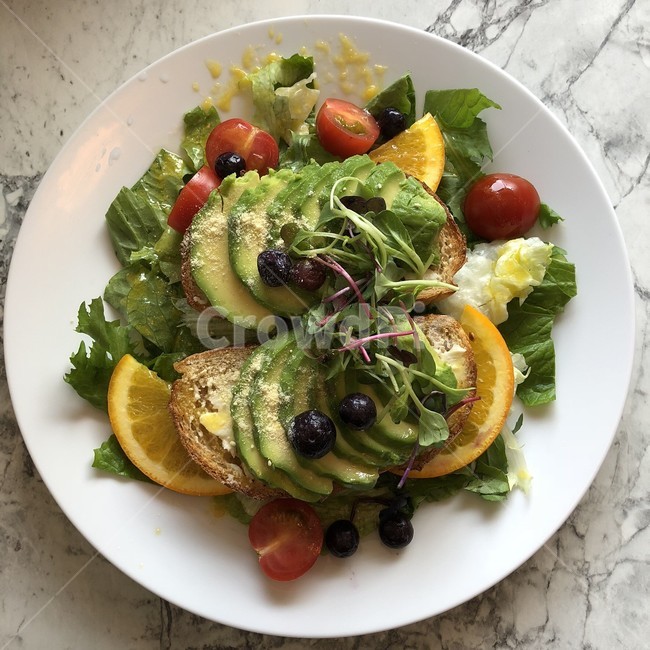 샐러드,아보카도,아보카도샐러드,브런치,brunch,avocado,salad