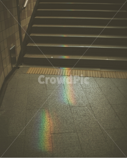 무지개,지하철,계단,건물,감성,rainbow