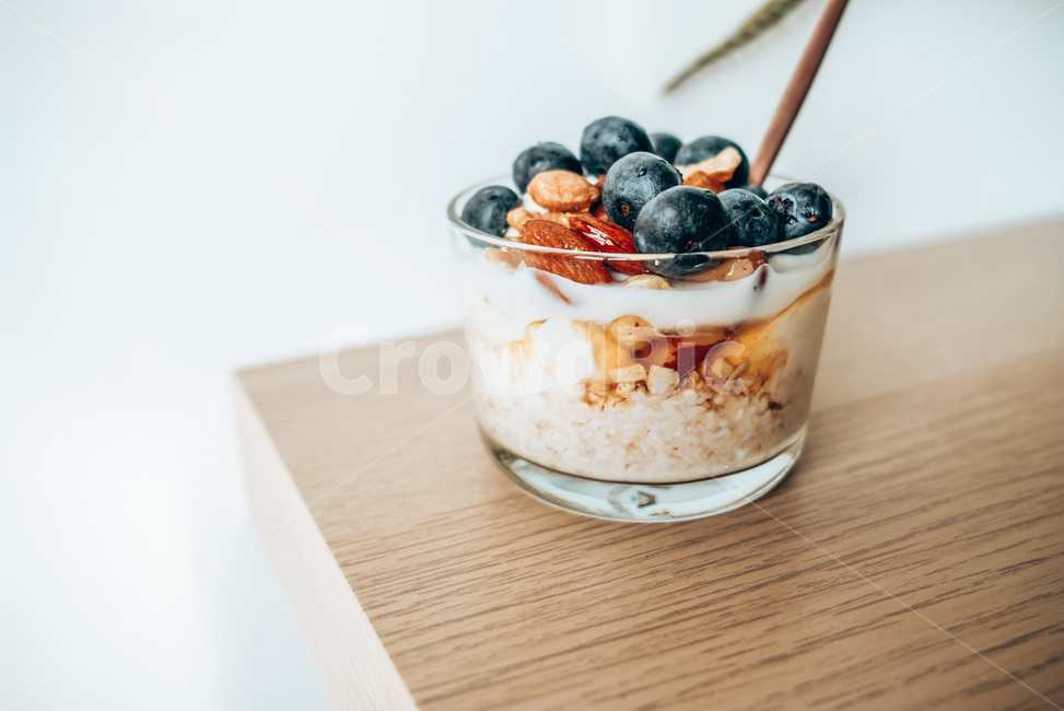 breakfast,brunch,아침,요거트,오트밀,블루베리오트밀,아침식사,조식