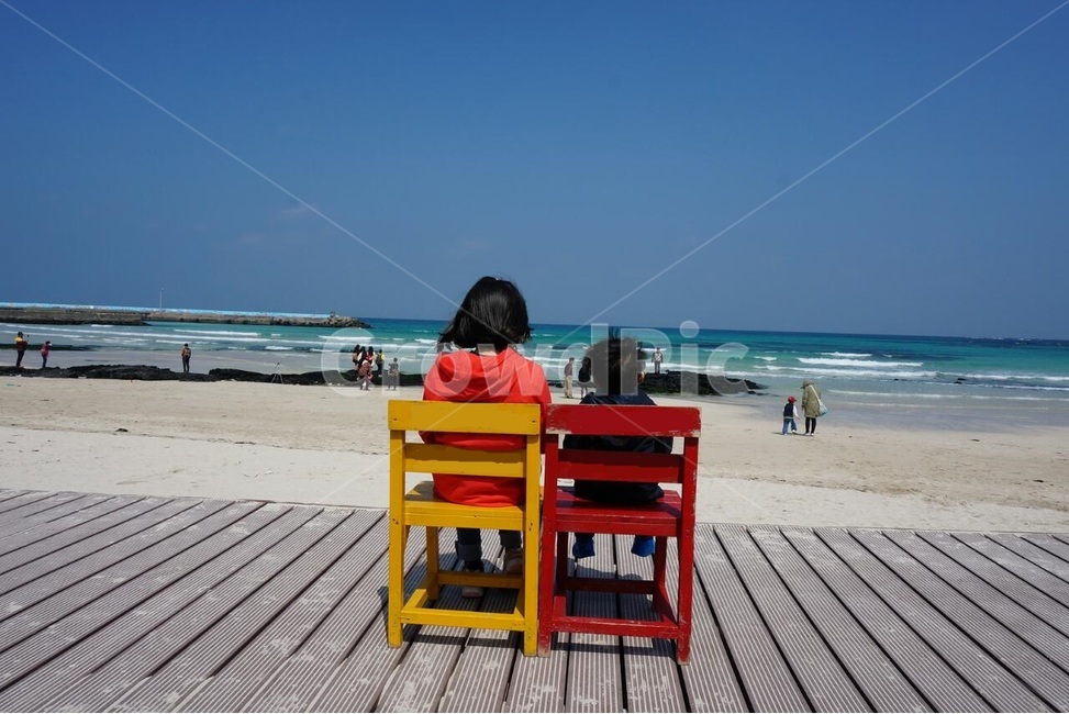 사람,바다,의자,아이들,하늘,해변,바다,beach,sea,사람,인물,인간,human,person,어린이,어린아이,child,children,kid