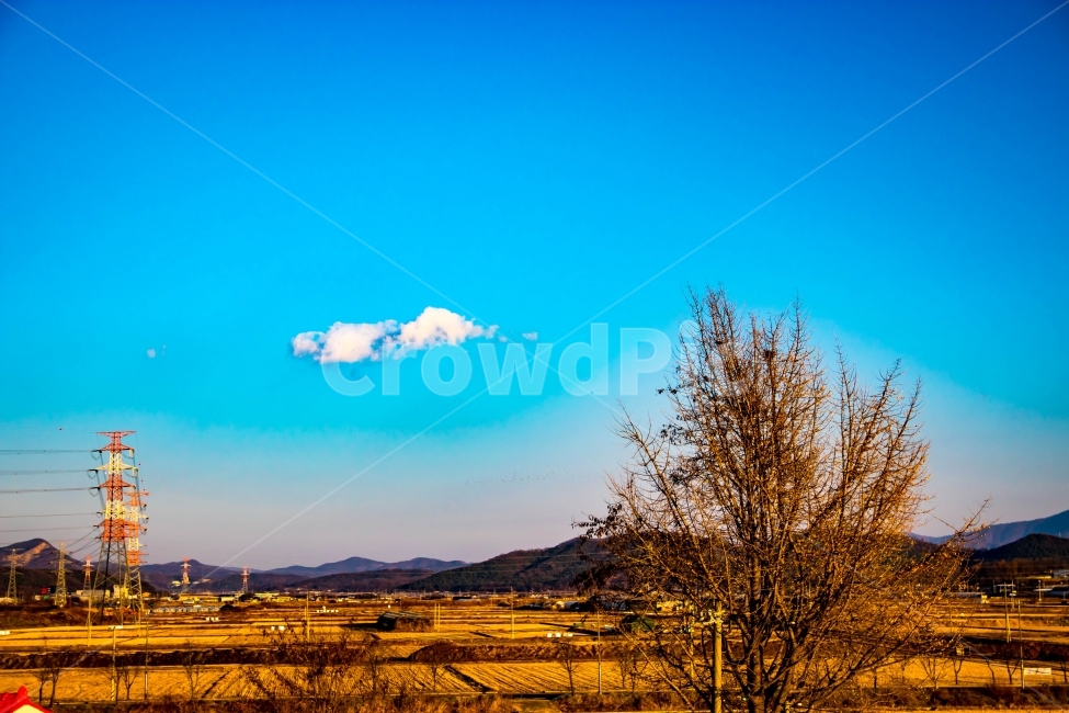 하늘,월롱역,구름,겨울,휑하다,자연,풍경,nature,landscape,한국자연풍경,한국자연경관,korea nature landscape,시골,마을,country,rural,town,outdoors,옥외,weather,날씨