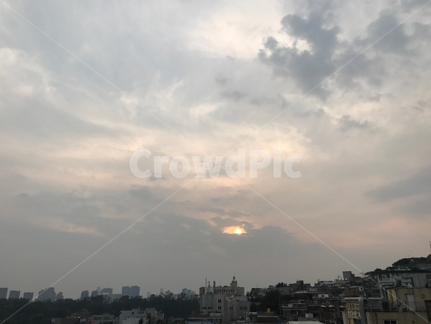 하늘,구름,해,태양,석양,자연,풍경,nature,landscape,outdoors,옥외,town,도시,metropolis,중심지,urban,어반,city,시티,building,건물,경치