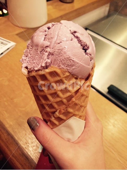 아이스크림,아이스크림콘,와플콘,라벤더,연보라,음식,식재료,요리,food,cook,meal,dishes,food reserves,디저트,간식,후식,dessert,snack