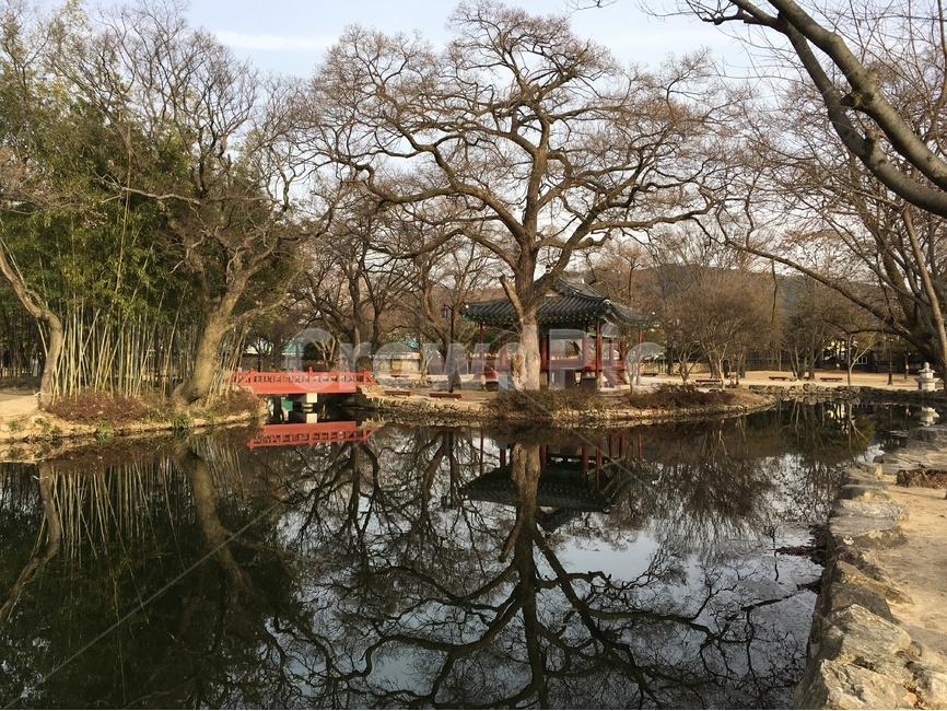 광한루,광한루원,영주각,연못,대칭,남원,gwanghallu,gwanghallupavilion,yeongjugak,yeongjugakpavilion,pond,symmetry,namwon,자연,풍경,nature,landscape,한국자연풍경,한국자연경관,korea nature landscape,한국전통,한국문화,korean traditional,korean culture,랜드마크,landmark,tourist attraction,한국랜드마크,한국관광지,한국명소,korea landmark,korea tourist attraction,water,물,outdoors,옥외
