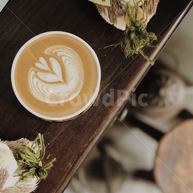 감성,분위기,카페,쉼,튤립,라떼,커피,커피,카페,coffee,cafe,감성,sensible,feeling