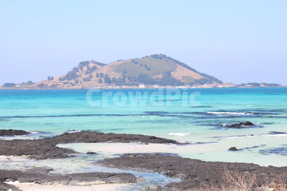 제주도,바다,푸른바다,여행,파도,자연,풍경,nature,landscape,한국자연풍경,한국자연경관,korea nature landscape,해변,바다,beach,sea,제주도,jeju,jeju island,outdoors,옥외,land,땅,ocean,대양,water,물,shoreline,해안선,coast,연안