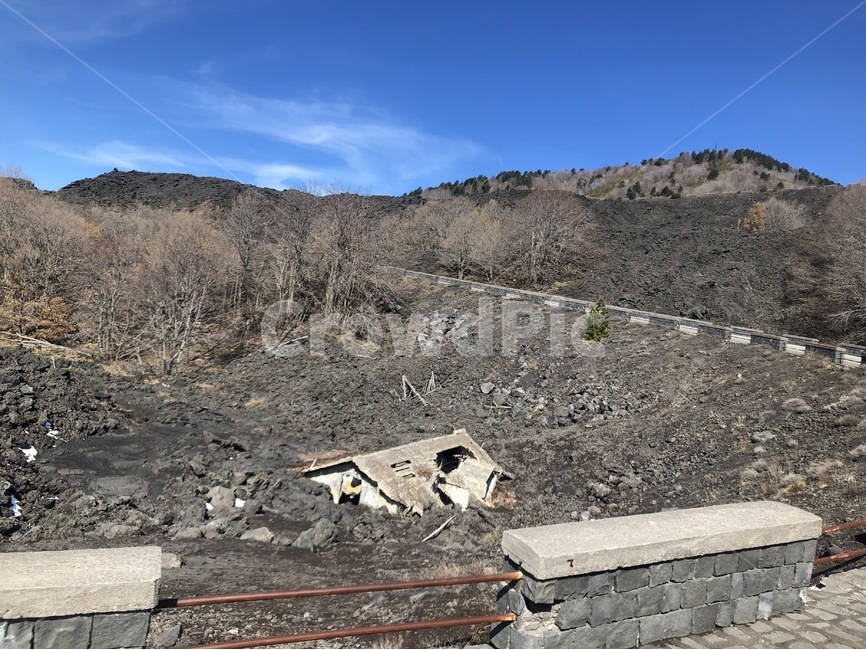 에트나,etna,이탈리아,활화산,폐가,화산재